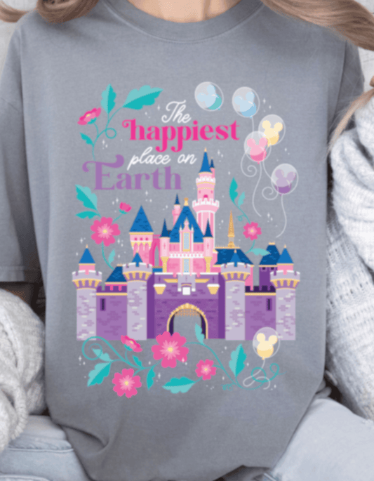 Happiest place on earth printed Tee.Sweathshirt